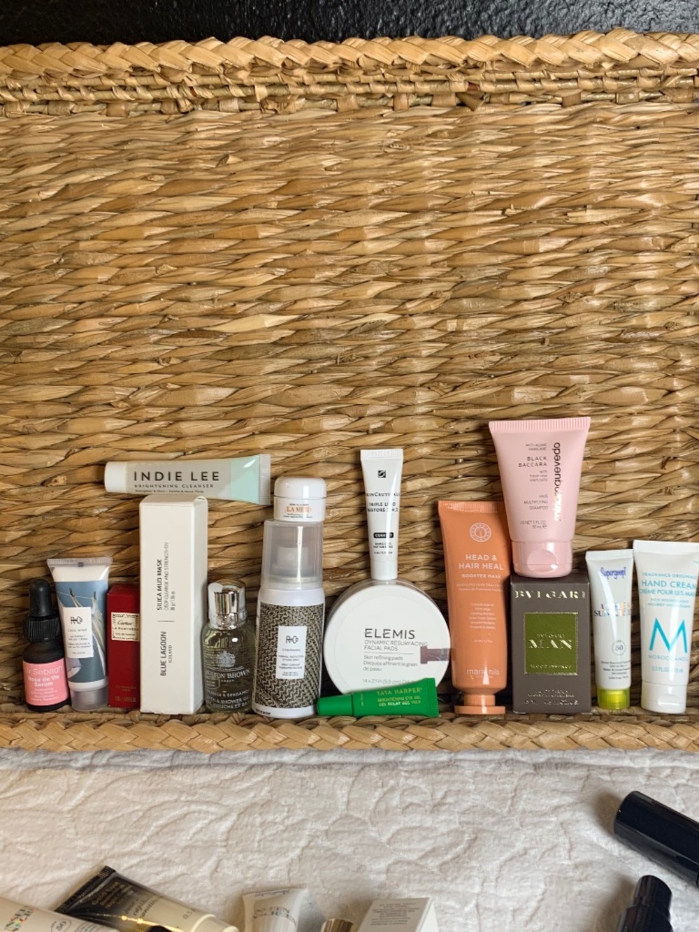 la Mer, skinceuticals, beauty UPSCALE bundle, stocking stuffers, indie Lee NWT